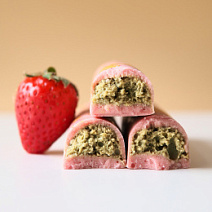 "Дубайский" клубничный шоколад 10г